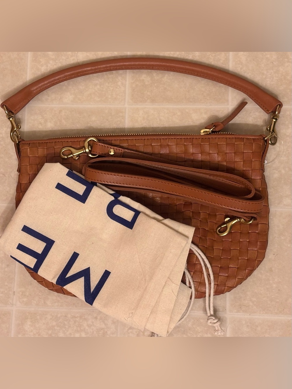 NWT CLARE V. Petit Moyen in Natural Woven Checker - Picture 8 of 10